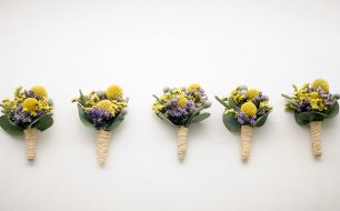 Бутоньерки из цветов